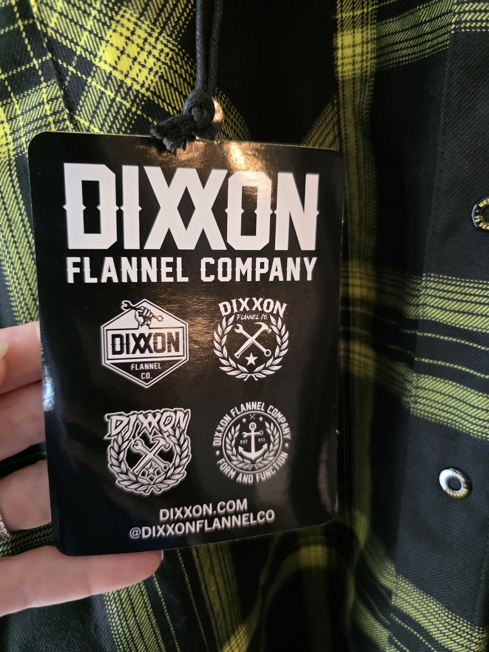 Official Metallica Dixxon Flannel Men's Black & Yellow Collector's Item - Picture 5 of 13